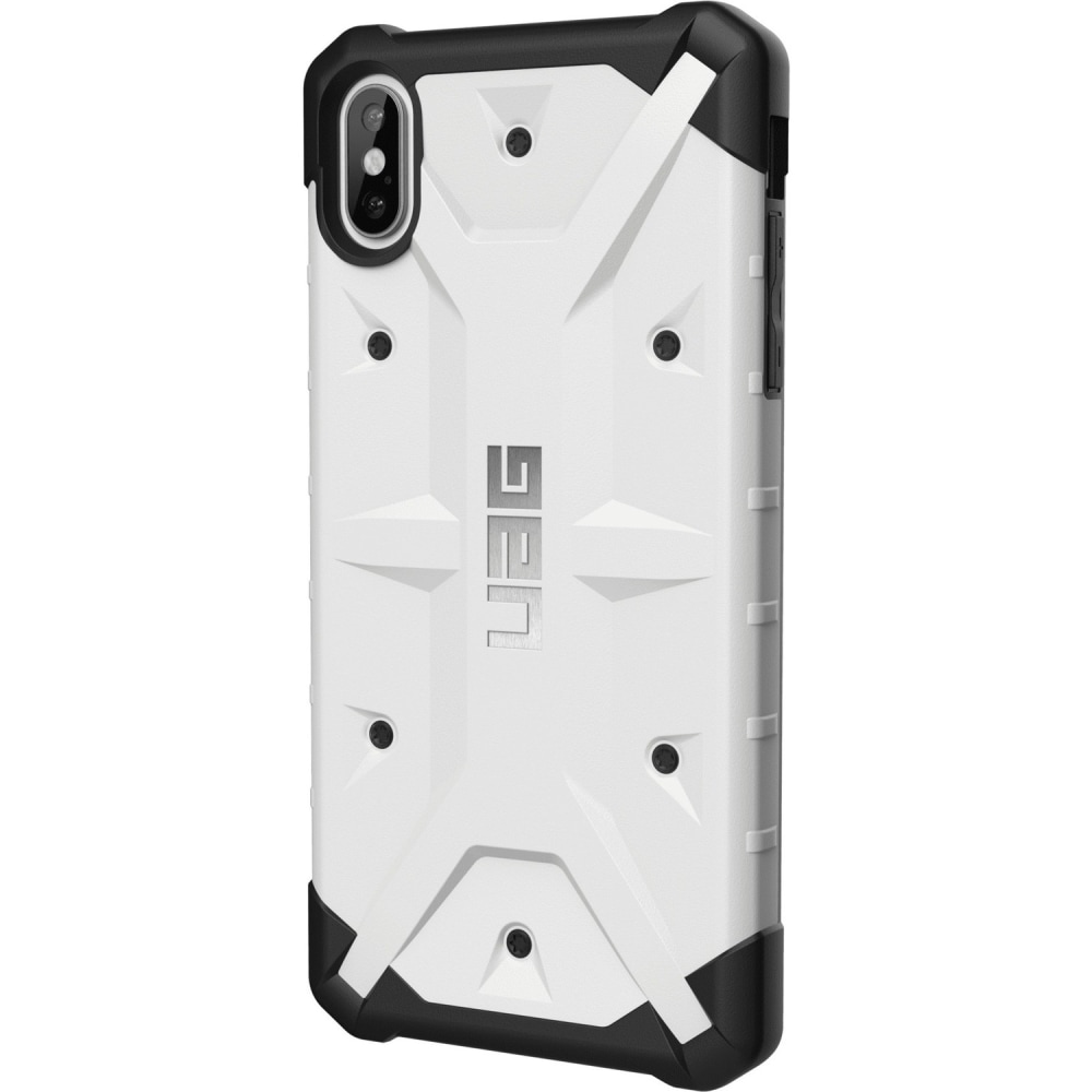 Example of GoVets Urban Armor Gear brand