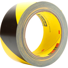 3M™ 5702 Safety Stripe Tape 2