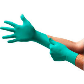 TouchNTuff® 92-600 Industrial Grade Nitrile Disposable Gloves Powder-Free Green M 100/Box 585835