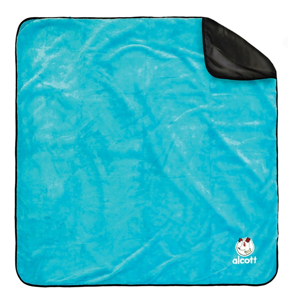 Alcott All-Purpose Pet Blanket, 50inL x 50inW x 1inH, Black/Blue MPN:BBLAB13468