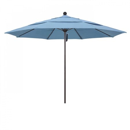 Patio Umbrella, Octagon, 107