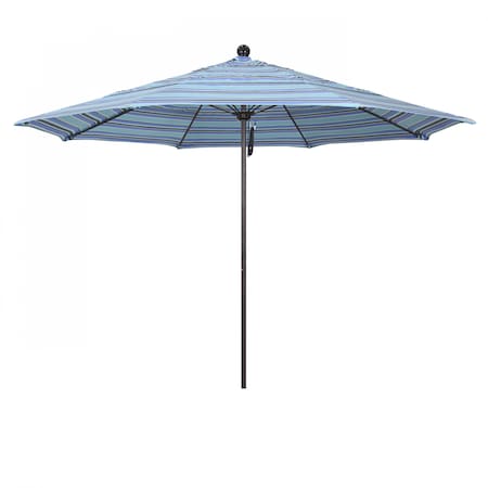Patio Umbrella, Octagon, 107