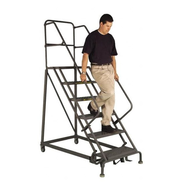 6-Step Ladder: Steel, 90
