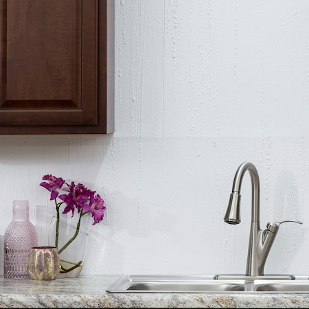 Fasade 18in x 24in Rain Matte White Backsplash Panel 5pk MPN:PB7501