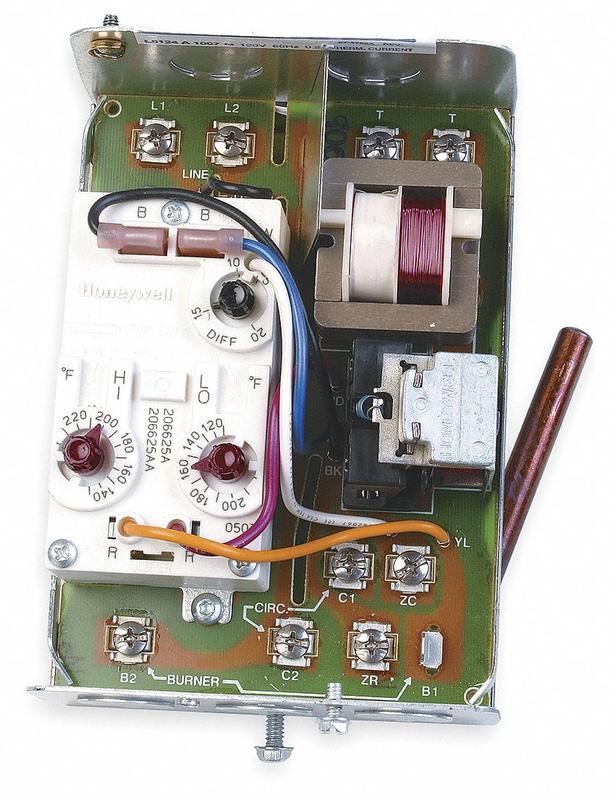 Triple Aquastat Burner Control 130F-240F MPN:L8124C1003