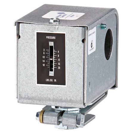 Pneumatic-Electric Switch, Bracket, 1/8 in Barbed, 3 to 20 psi MPN:P10BC-7C