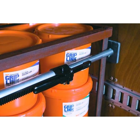 Cargo Bar, 90