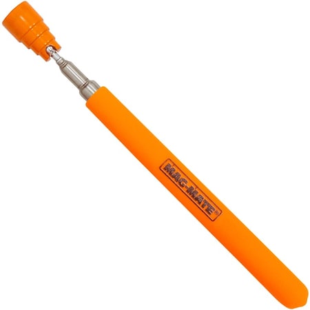 Telescoping Magnetic Pickup Reaches 35