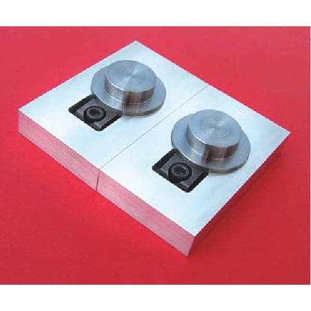 Clamps, Low Profile, M10, 25mm, PK4 MPN:56077