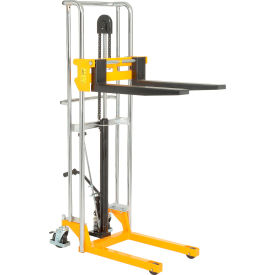 GoVets™ Manual Lift Stacker 59