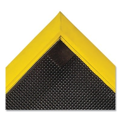 MAT351 Sani-Trax Plus 32X39 Black/Yellow MPN:351S3239YB