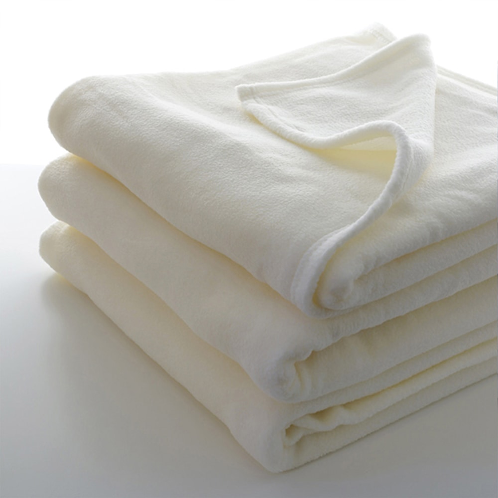HSM Chelsea Collection Blankets, King, Ivory, Total Qty 4 MPN:BBK00421