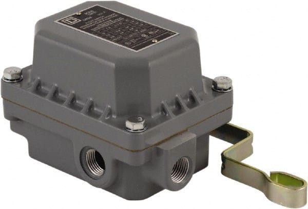 7 and 9 NEMA Rated, DPST, Float Switch Pressure and Level Switch MPN:9036DR31