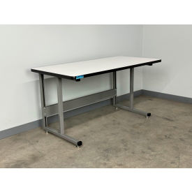 Stackbin® 2000 Fixed Height Workbench with ESD Laminate T-Mold Edge 60