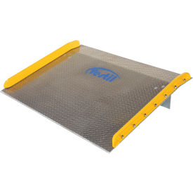 Vestil™ Aluminum Dock Board with Steel Safety Curb 60