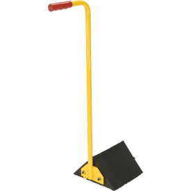 Vestil™ Wheel Chock with Handle Rubber 10-1/8