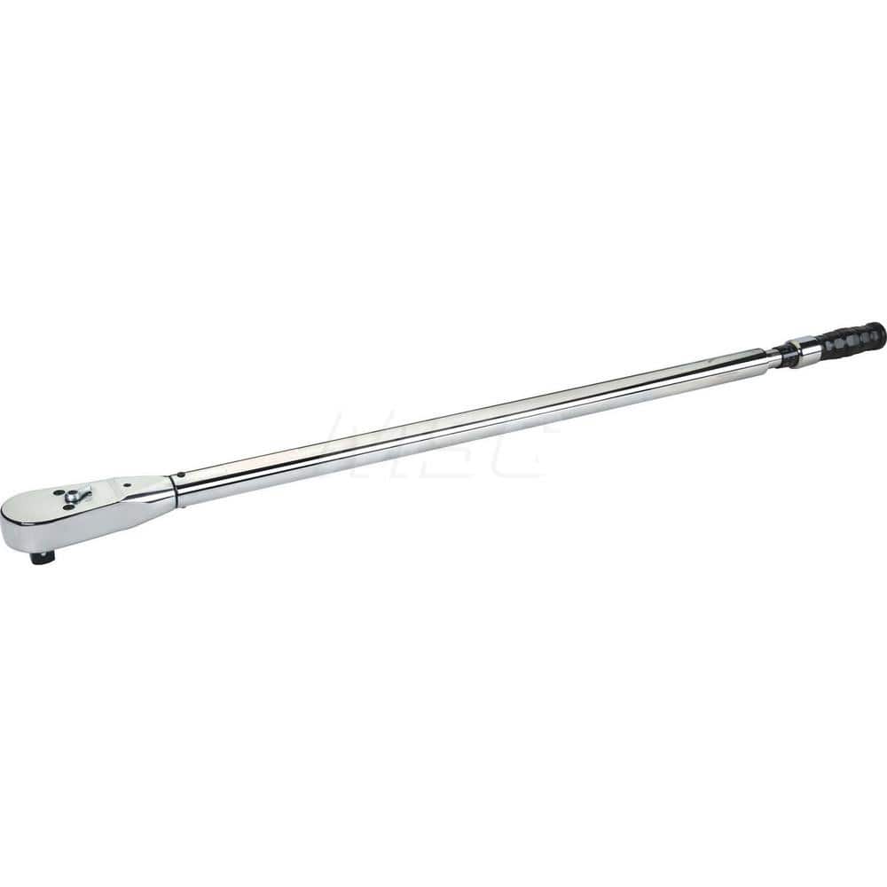 Torque Wrench: 3/8